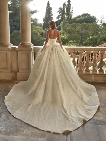 Privee by Pronovias Almondie #1 Off White/Gold thumbnail