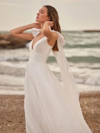 House of St. Patrick Aria #2 Off White thumbnail